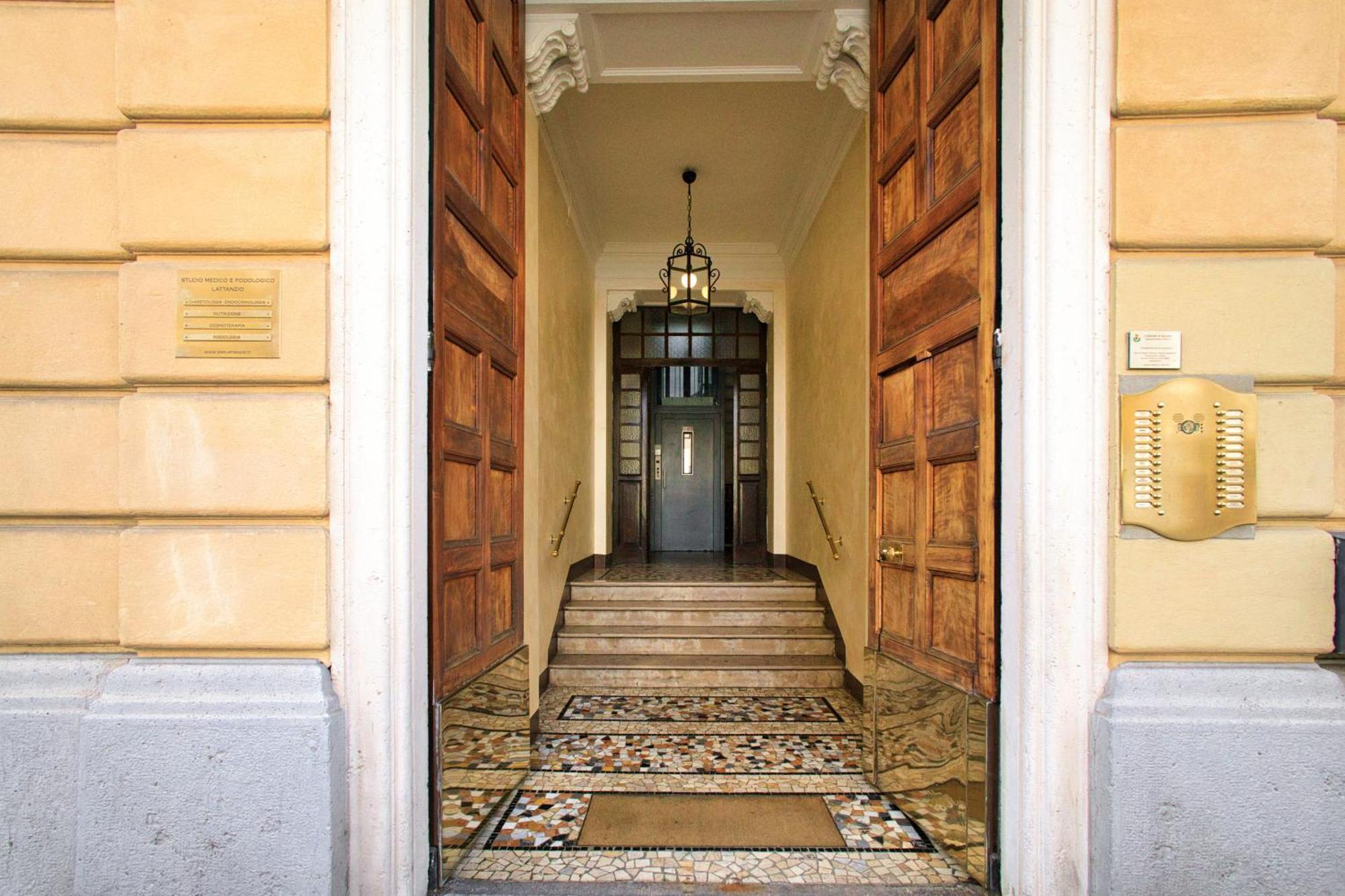 Lattanzio Charming Suite - Porta Romana Mm3 Милано Екстериор снимка